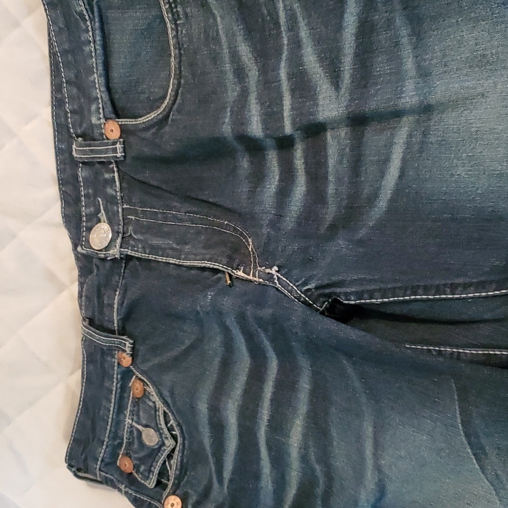 Men's True Religion jeans